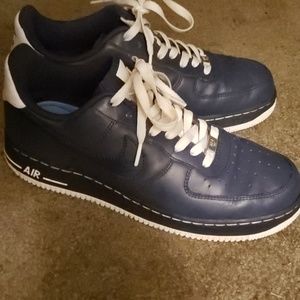 Rare navy blue air force 1s low tops